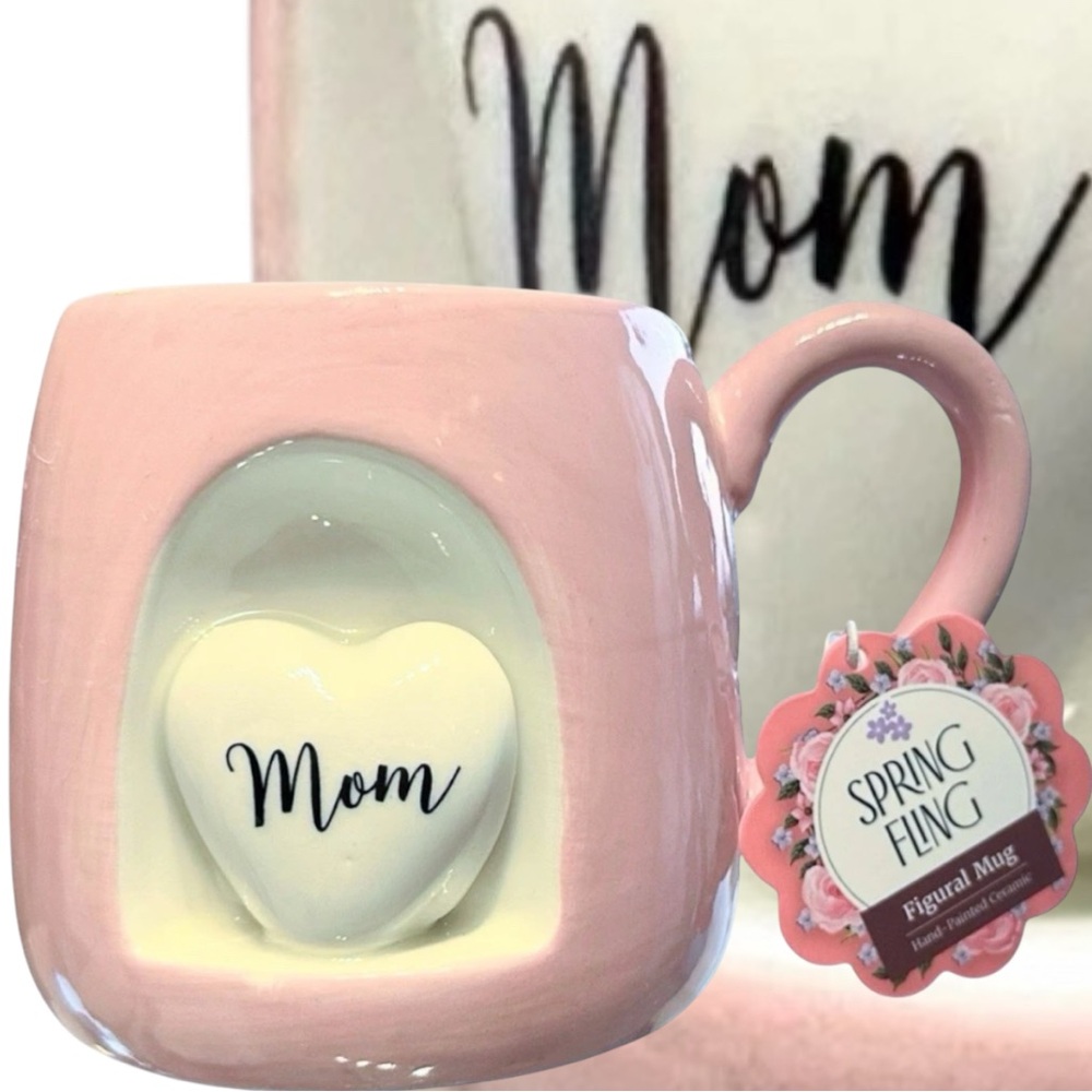 “Mom” 3D Heart Sculpted Hand Painted Ceramic Mug - Perfect Mother’s Day Gift
